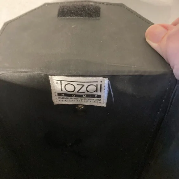 SOLD🖤Tozai Home 
Chinese Takeout Hand Bag 
Purse 
Red & Black 
Bamboo Handle. - Picture 8 of 9